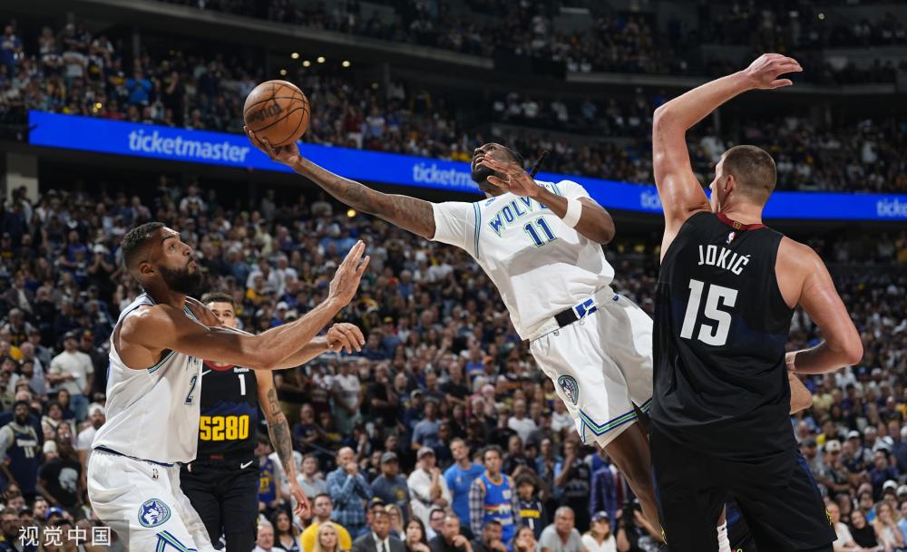 更多的传球 更多的传球